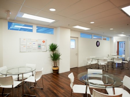 ec-vancouver-student-lounge-6.jpg