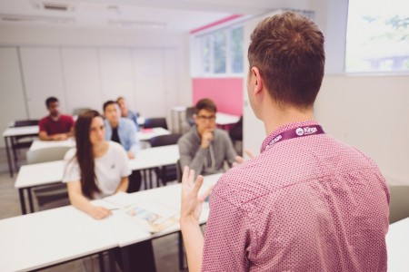 kingsbournemouth-braidleyroad-classroom.jpg